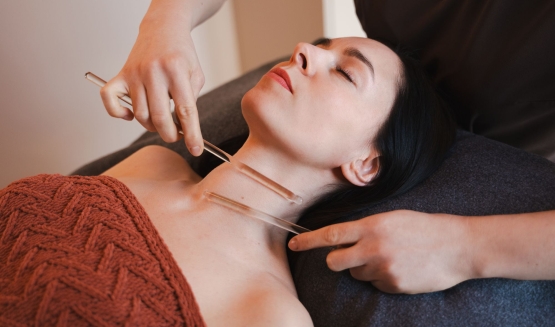 Rytuał dla skór suchych i odwodnionych w salonie kosmetologii i masażu od.NOVA Poznań - Piątkowo, Morasko, Suchy Las, Podolany